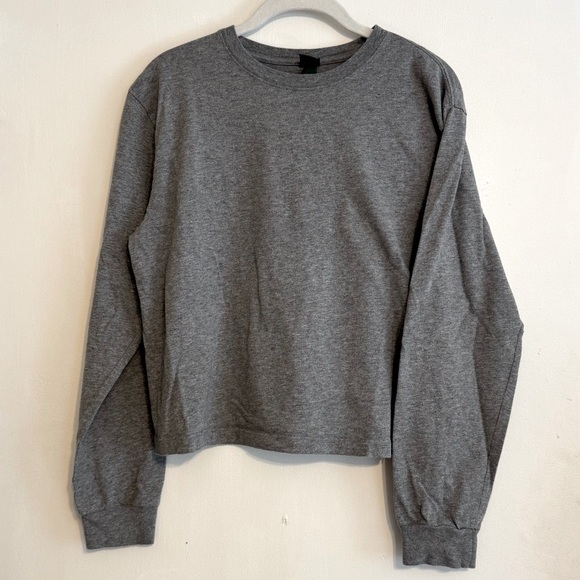 wild fable Tops - Wild Fable Heather Gray Long Sleeve T-Shirt